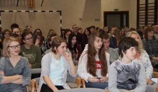 Szkolne spotkanie rekolekcyjne w ZS CKR w Golądkowie 