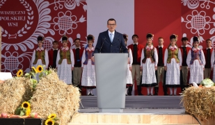 Ogólnopolskie Święto Wdzięczni Polskiej Wsi w Ostrowi Mazowieckiej z udziałem ZS CKR w Starym Lubiejewie