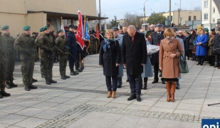 Delegacja ZS CKR w Starym Lubiejewie na powiatowych uroczystościach Narodowego Dnia Pamięci Żołnierzy Wyklętych