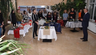 Stoliczku nakryj się…. czyli konkurs nakrywania stołów bożonarodzeniowych w ZS CKR w Starym Lubiejewie