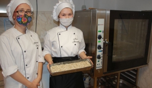 Światowy Dzień Chleba w Zespole Szkół CKR w Starym Lubiejewie