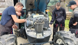 Wyjazd uczniów klas mechanicznych z ZS CKR w Starym Lubiejewie na praktykę do Włoch